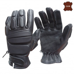 Porte-gants noir avec attache MOLLE et fermeture par boucle velcro.